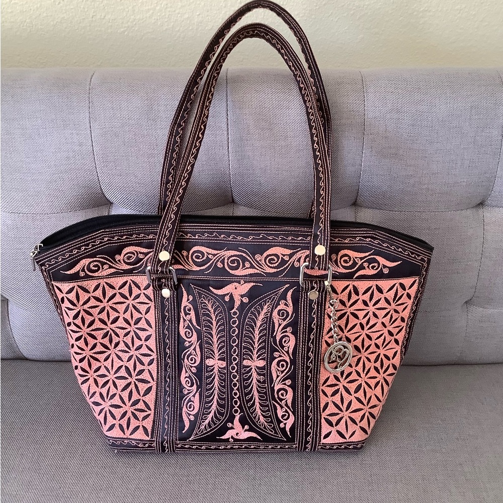 Banda Tote Bag